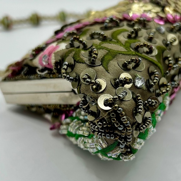 Aldo⎪Vintage Beaded Floral Satin Evening Bag - Picture 10 of 14